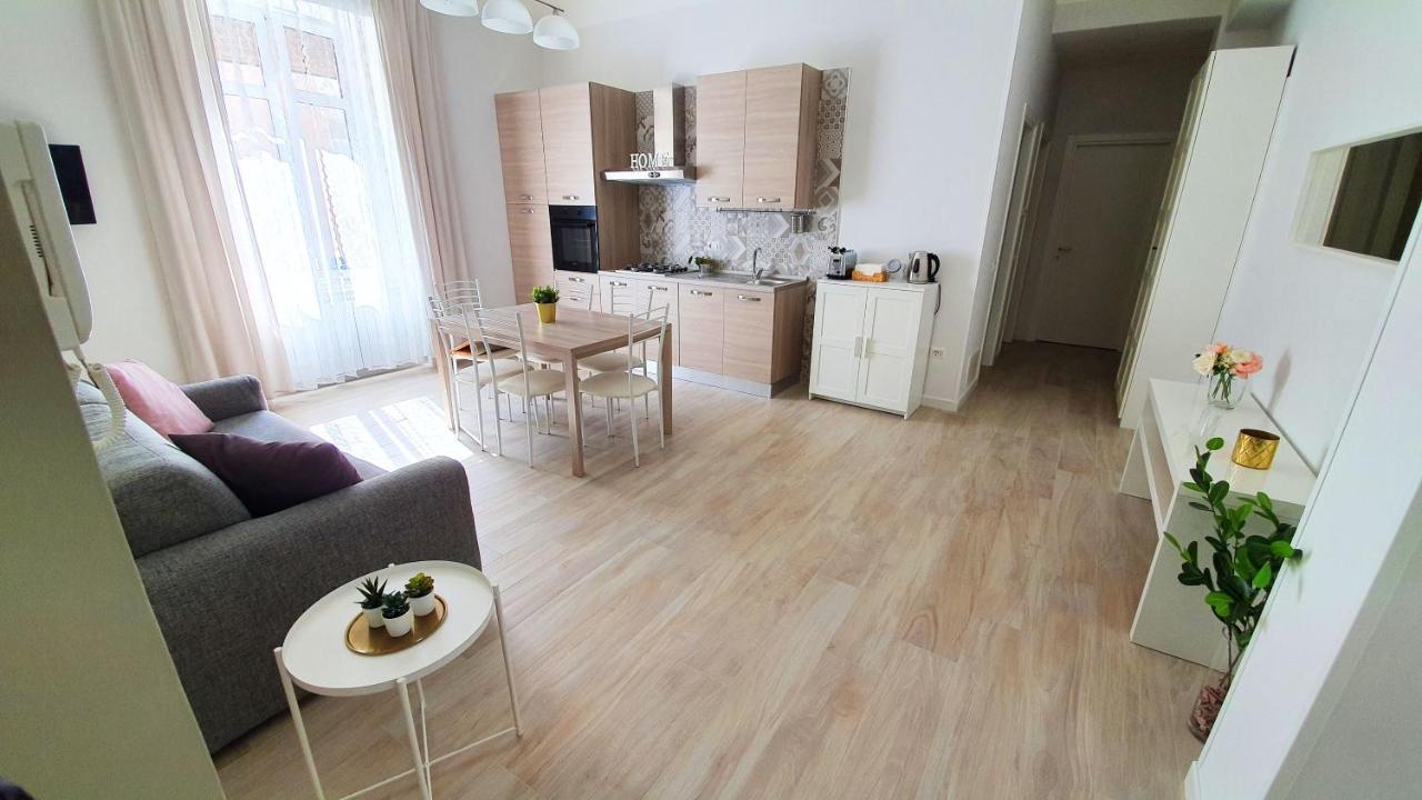 Plinio Home Castellammare di Stabia Extérieur photo